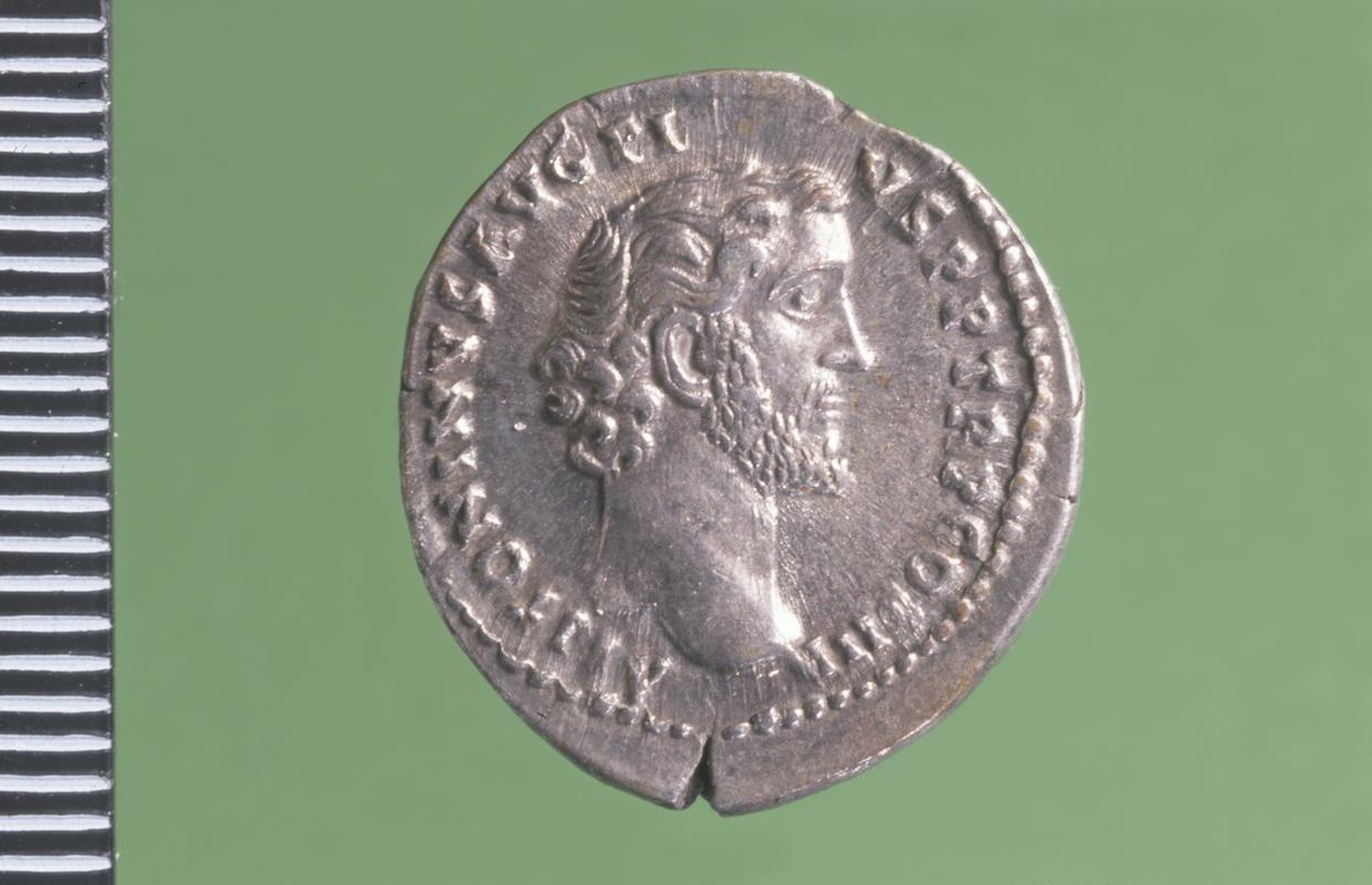 Antoninus Pius denarius (obv.)