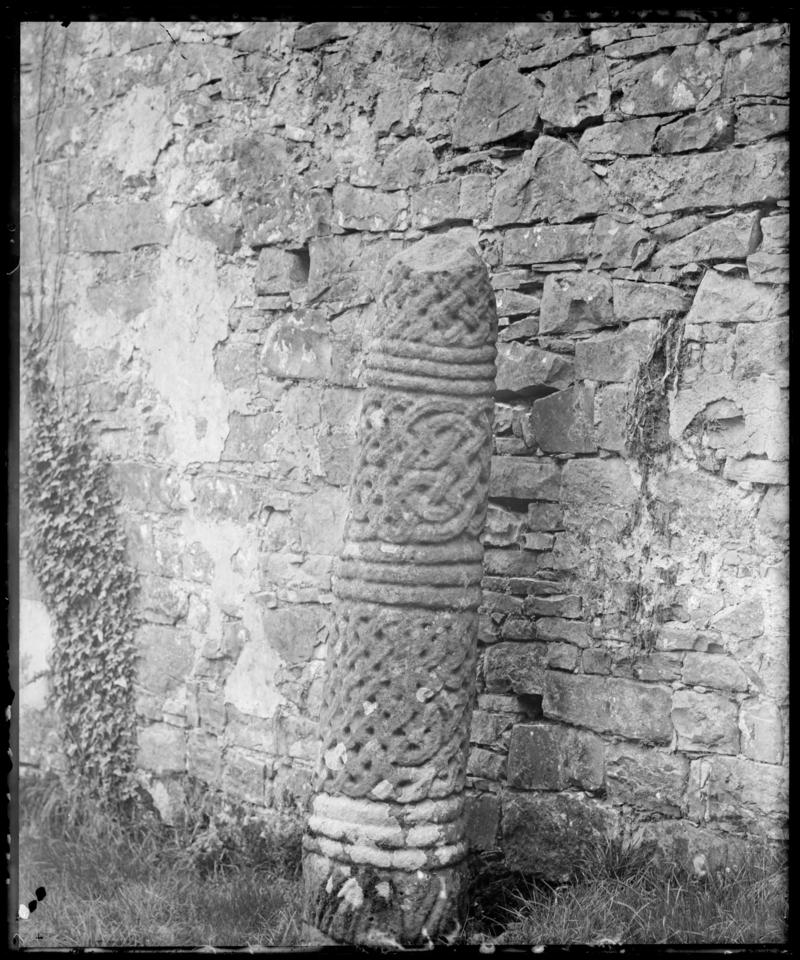 St Illtud's Church, Llantwit Major, cylindrical pillar