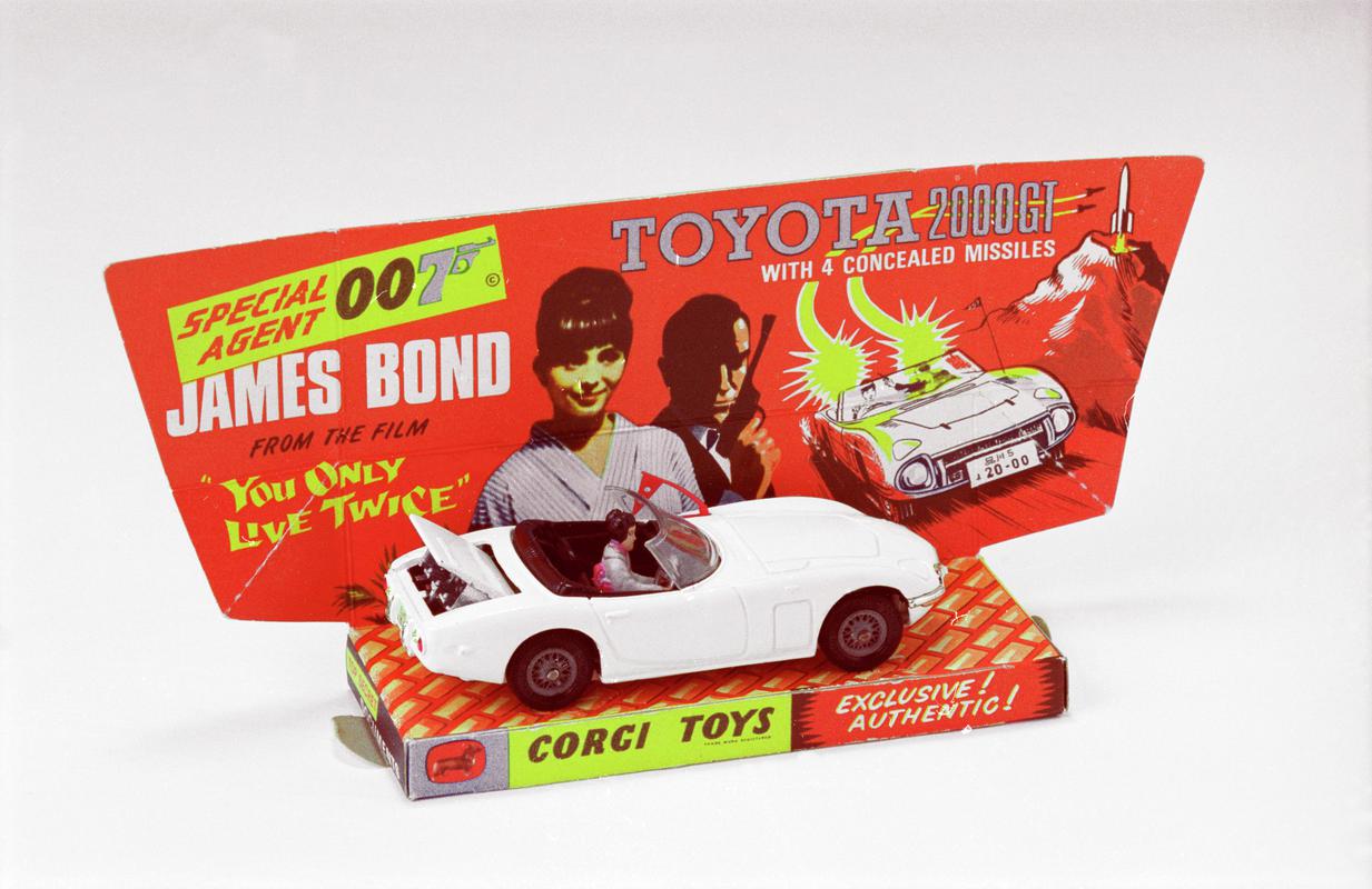 James Bond's Toyota 2000 GT manufactured by Mettoy Co. Ltd., Fforestfach. Brand name Corgi Toys.