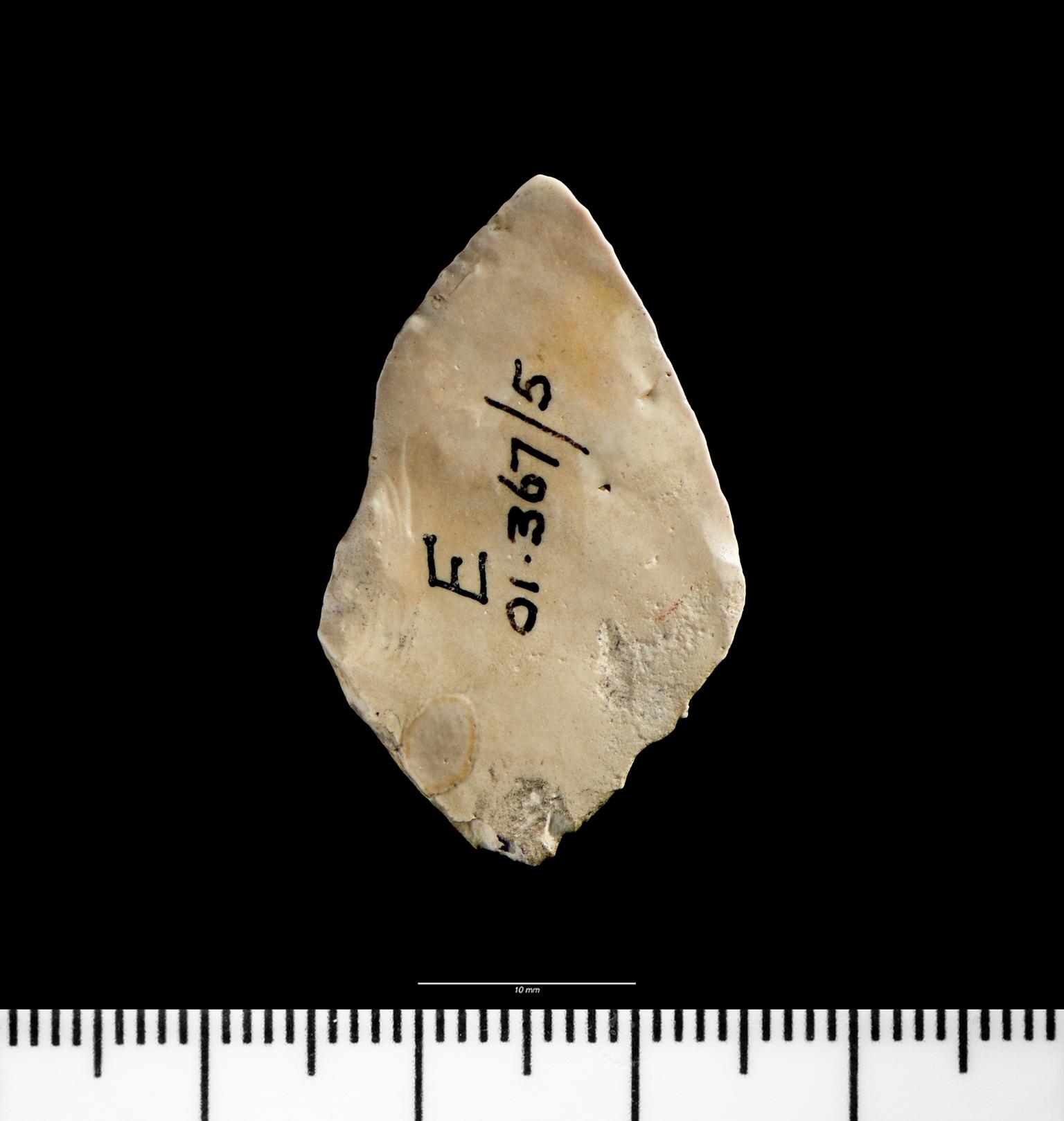 Neolithic flint leaf shaped arrowhead