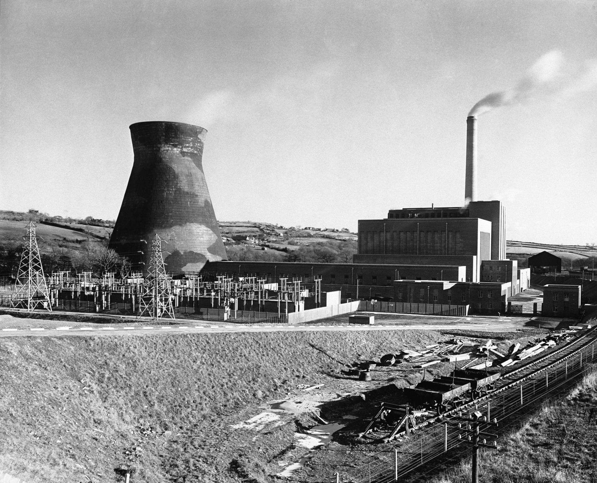 Llynfi Power Station, negative