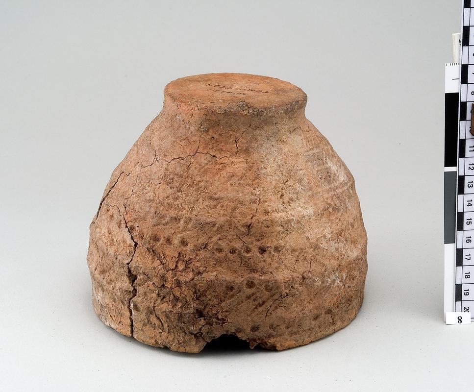 Early Bronze Age pottery food vessel