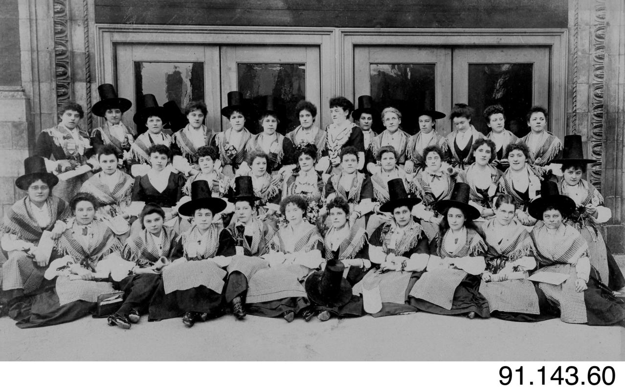 'Royal Welsh Ladies Choir', 1893