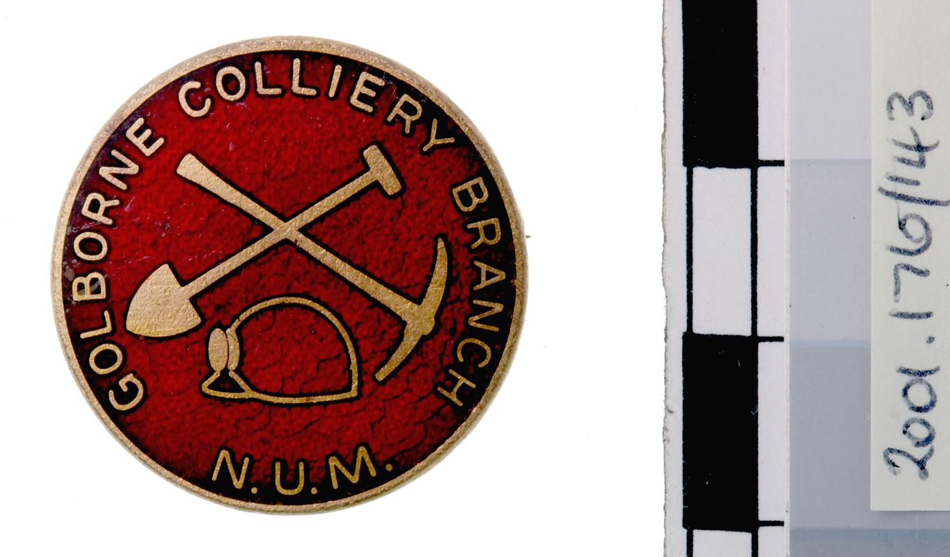 N.U.M. Lancashire Area, badge