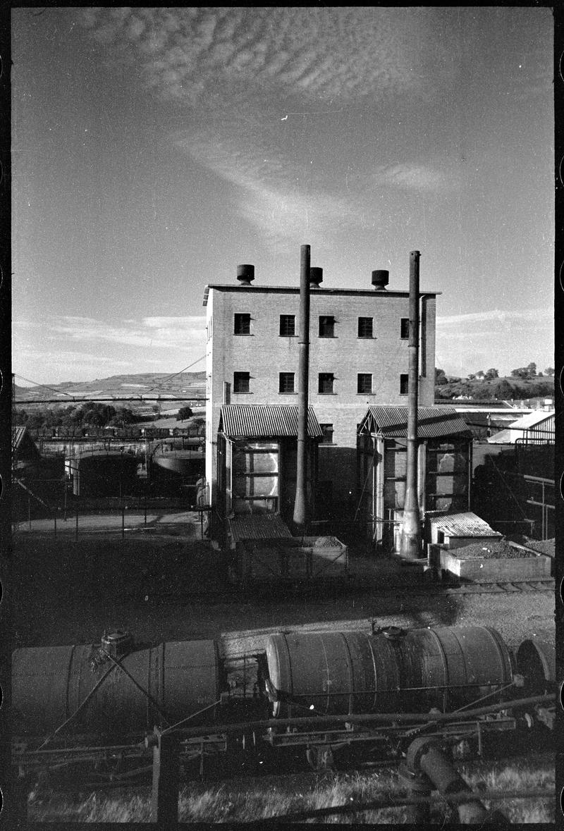 Caerphilly tar plant, negative