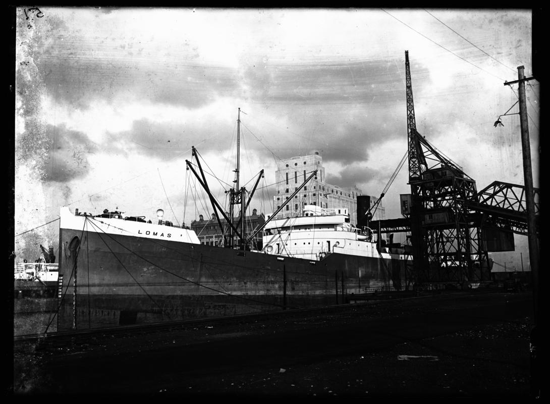 Bow view of S.S. LOMAS from quay, Cardiff Docks, c.1936.