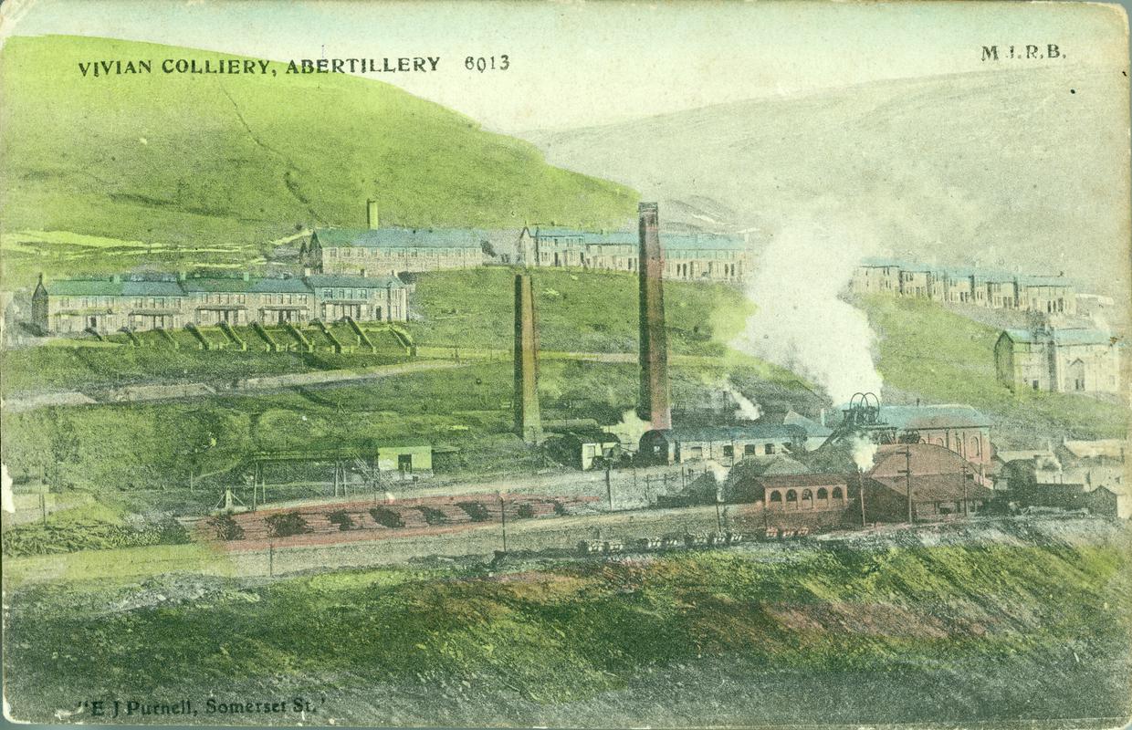 Postcard : Vivian Colliery, Abertillery