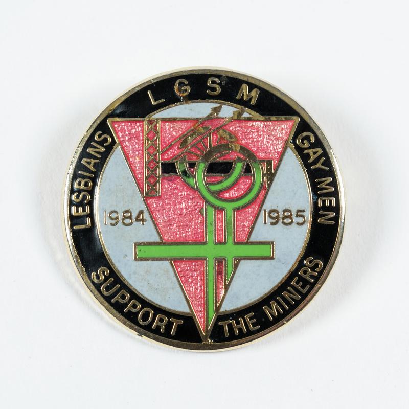 Badge, 'Lesbains & Gay Men Support the Miners'