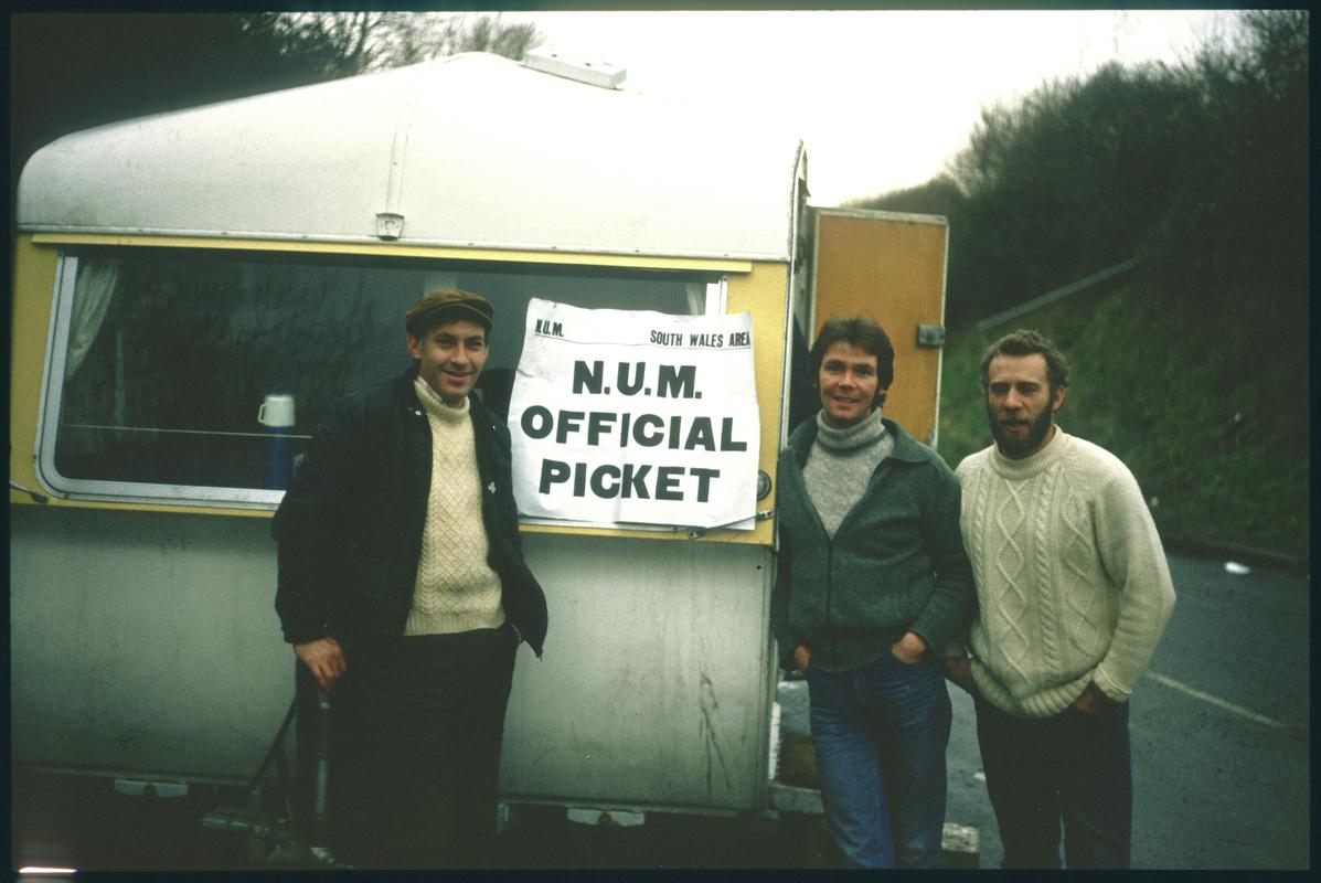 Cwm Colliery miners picketing outside their caravan at an approach road to Aberthaw Power Station