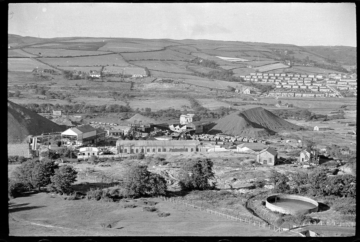 Llanharan Colliery, negative