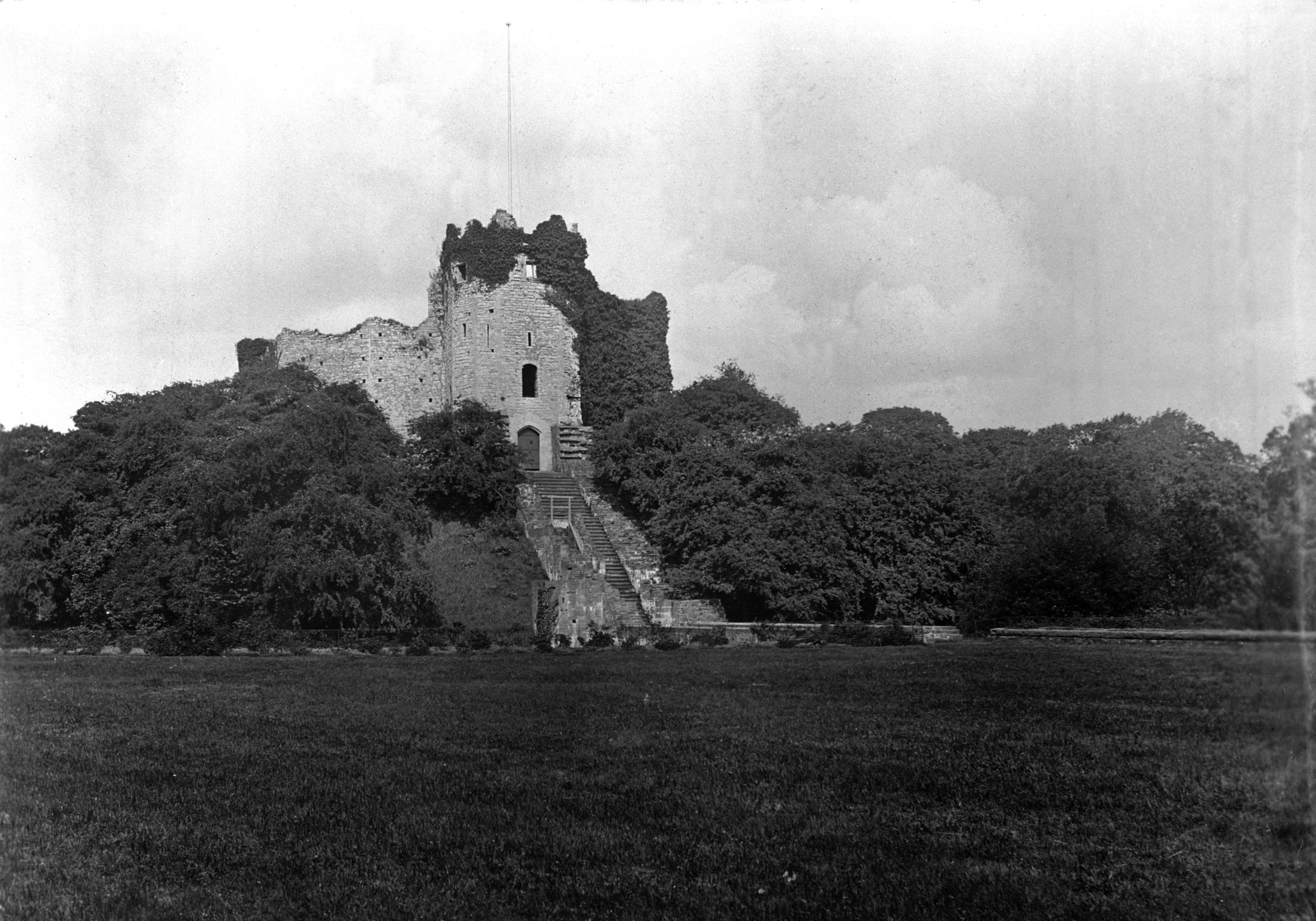 Cardiff Castle, film negative