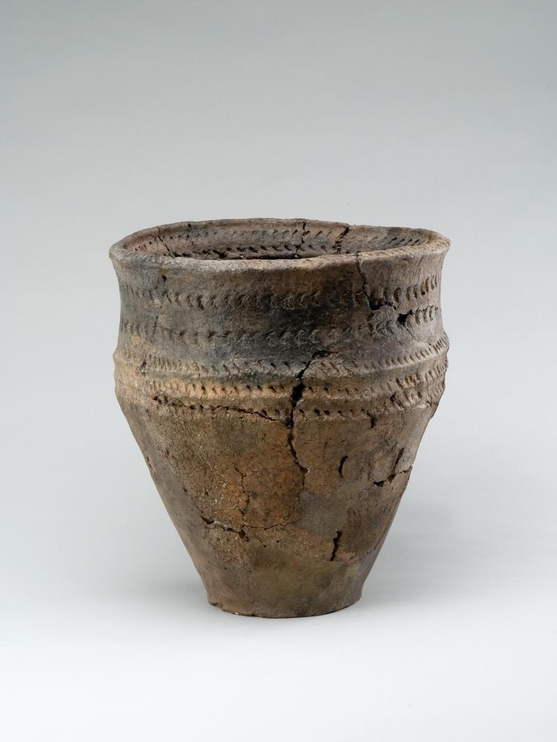pottery urn