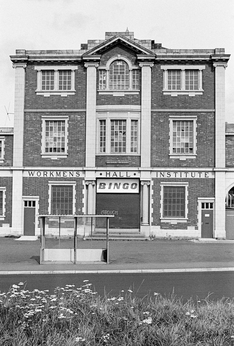 GB. WALES. Caerphilly. Workmens Hall now Bingo. 1974.