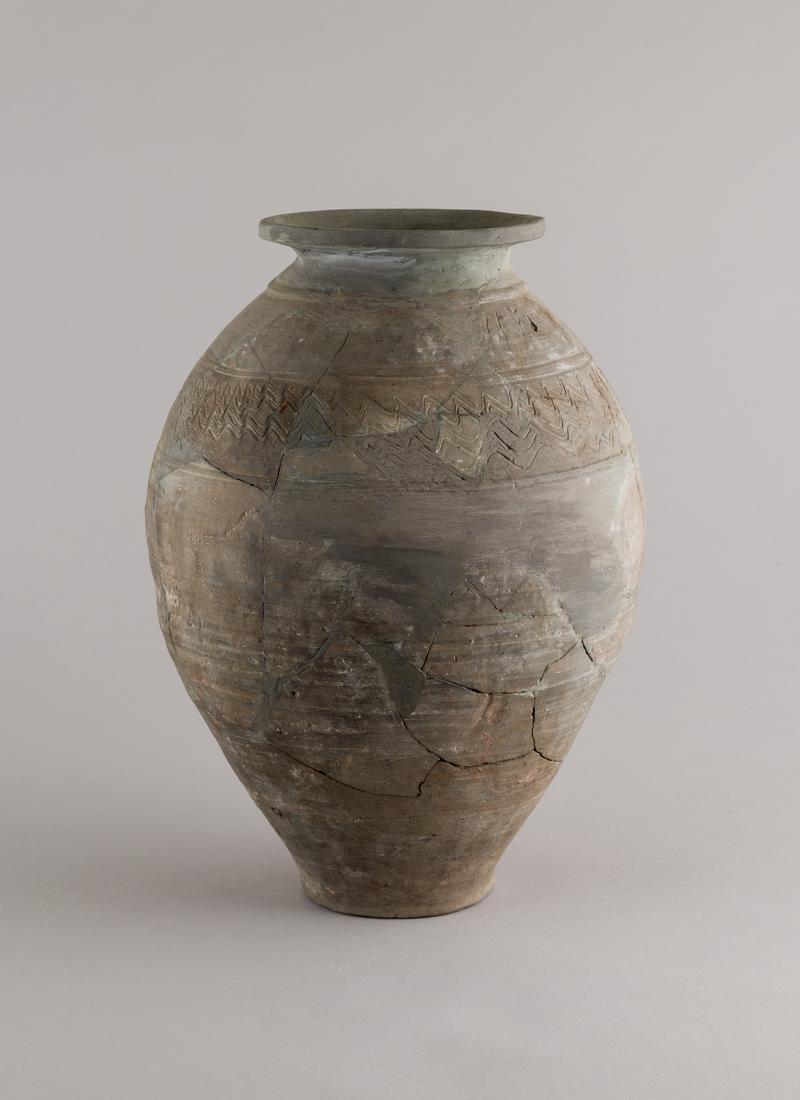 Roman pottery jar