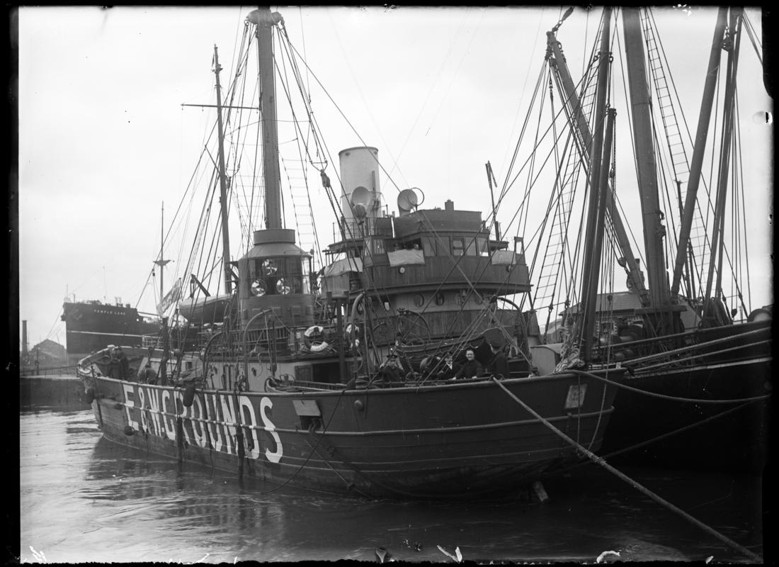 Stern view of Lightship E & W GROUNDS at Cardiff Docks, c.1936.