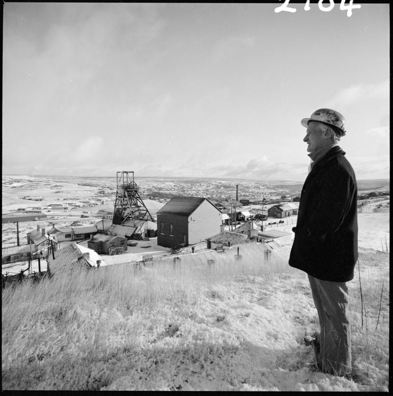 Final day at work for Glyn Morgan, the last National Coal Board Manager, Big Pit Colliery, 28 November 1980.  'Blaenavon 28/11/80' is transcribed from original negative bag.  Appears to be identical to 2009.3/1612.