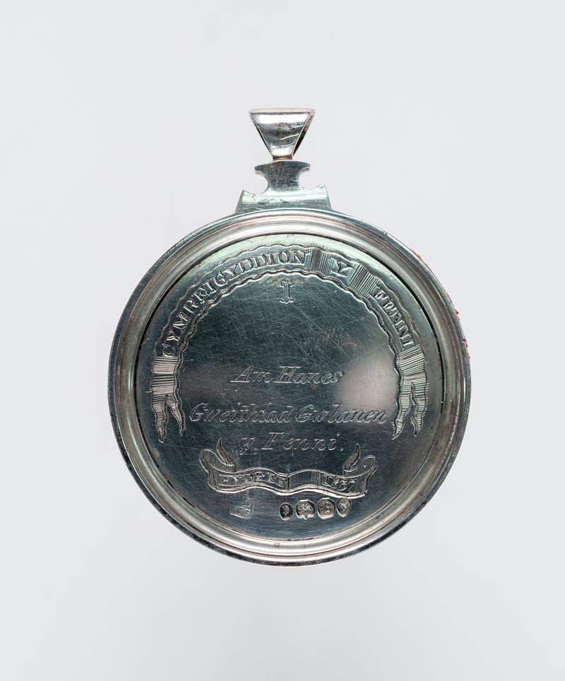 Medal, Cymreigyddion