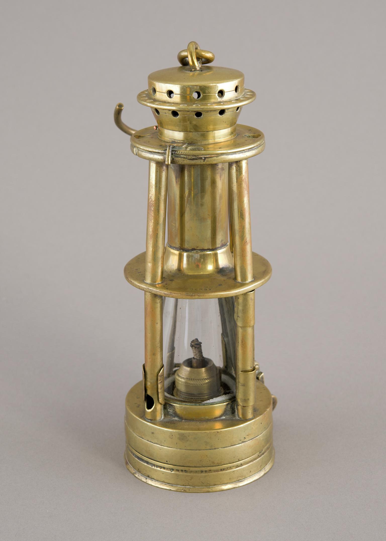 Hepplewhite Gray flame safety lamp
