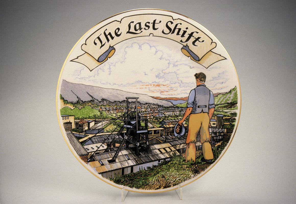 Commemorative Plate : 'The Last Shift'