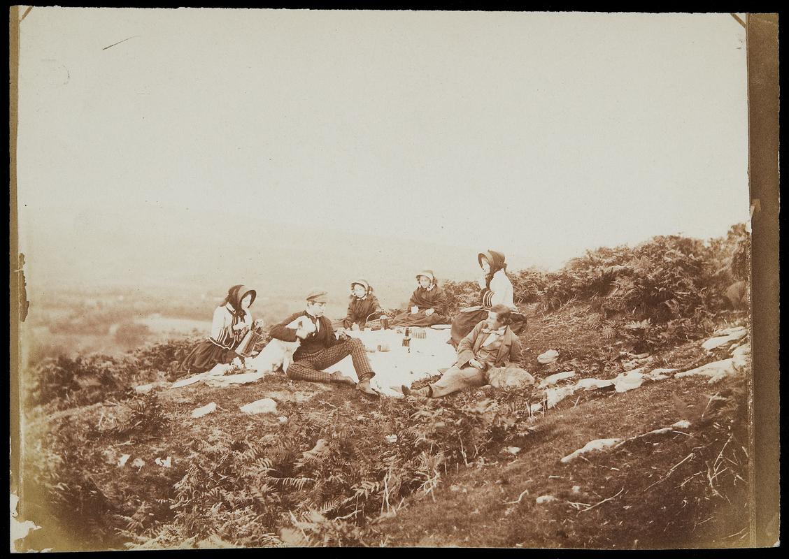 Picnic on Goppa (photograph)