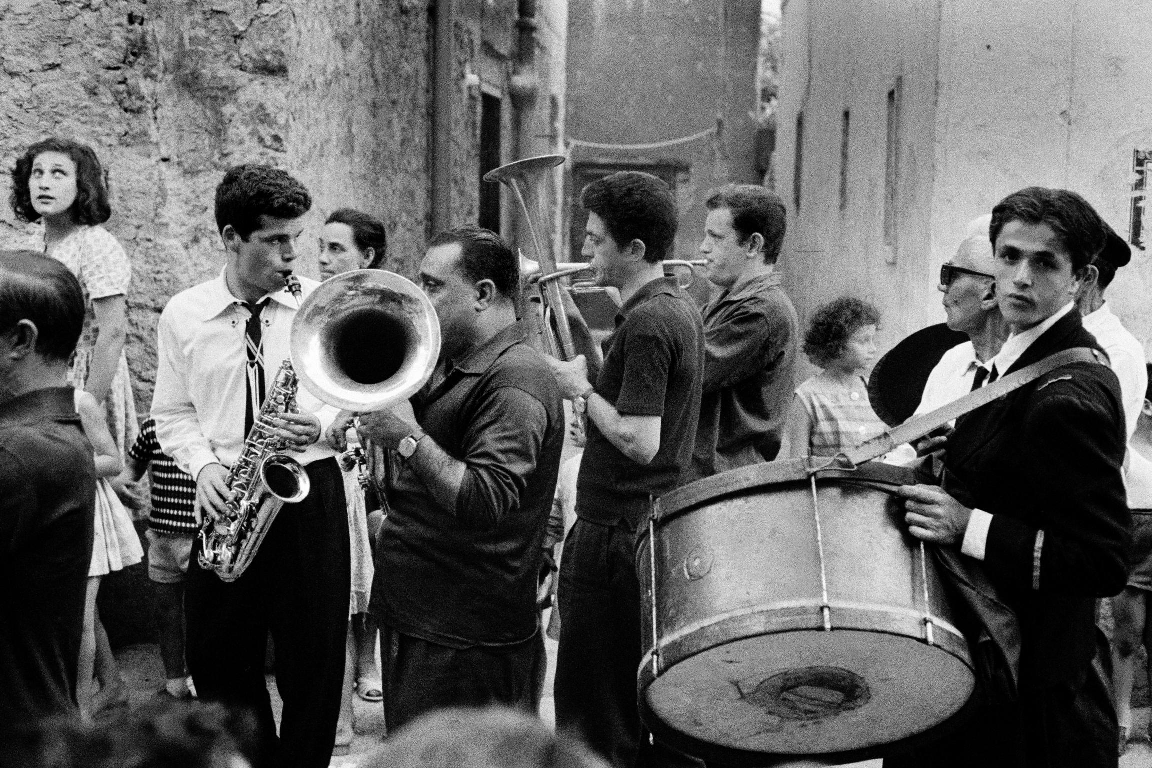 Street band. Amalphi. Italy