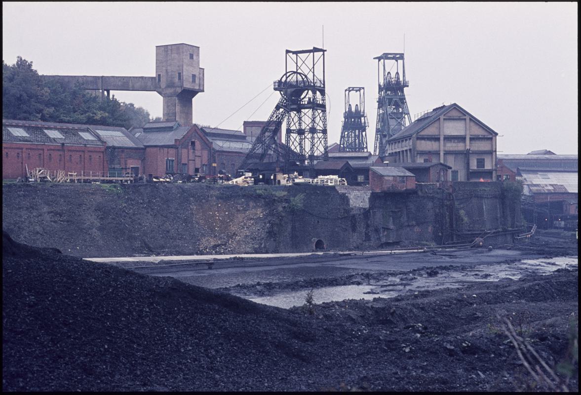 Oakdale Colliery, film slide