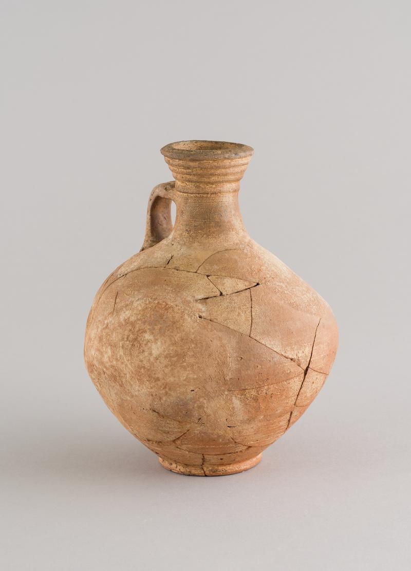 Roman pottery flagon