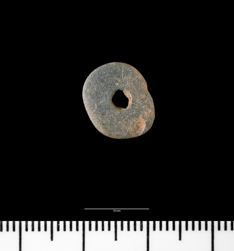 Early Mesolithic shale bead