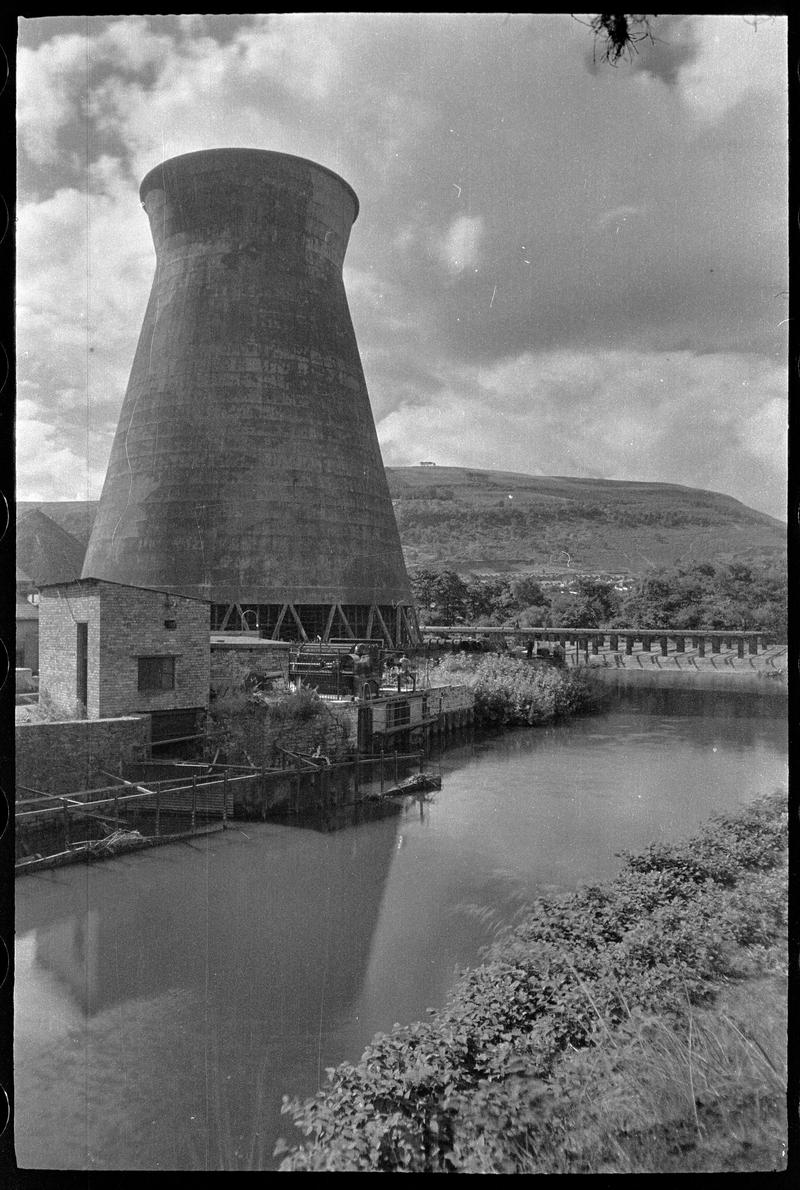 Middle Duffryn Power Station, negative