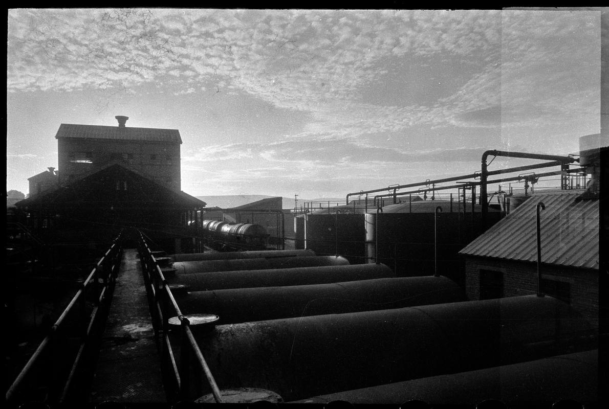 Caerphilly tar plant, negative