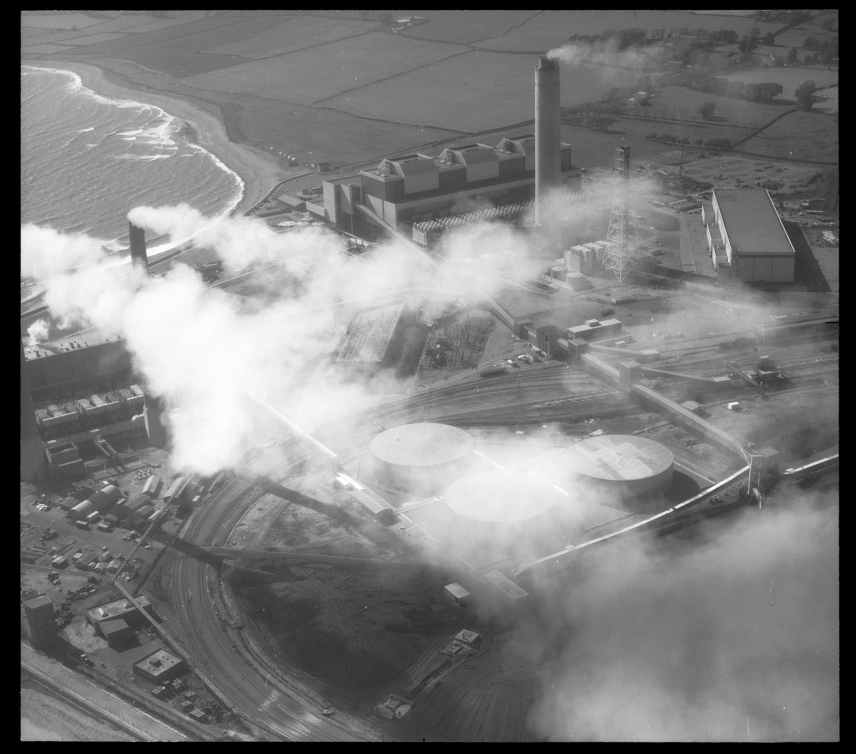 Aberthaw Power Station, negative