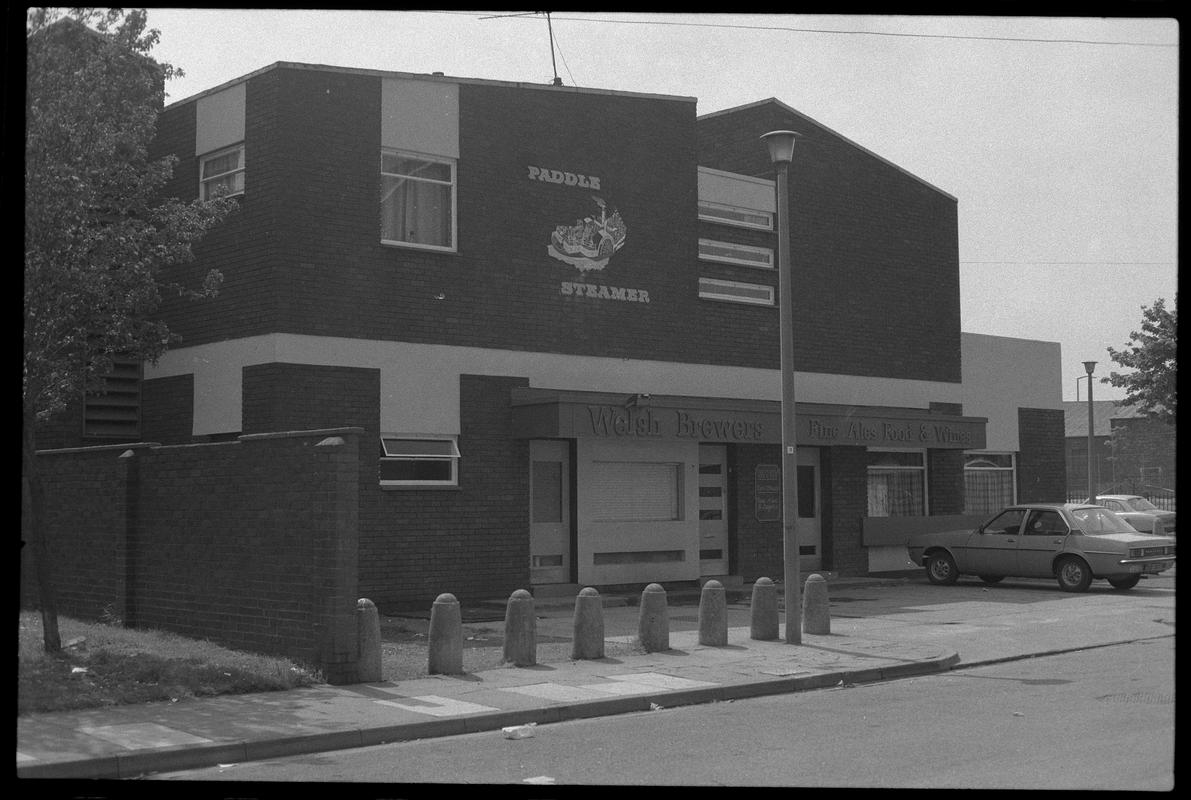 Butetown, negative