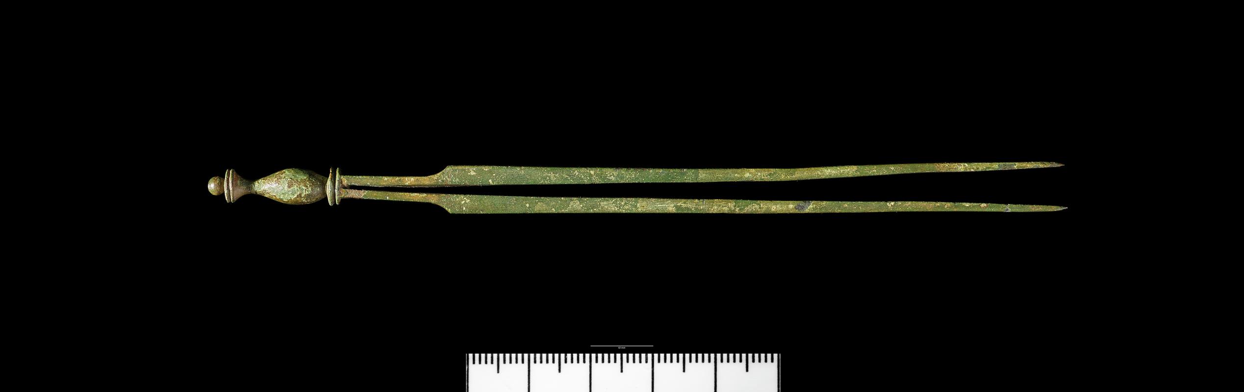 Roman copper alloy forceps