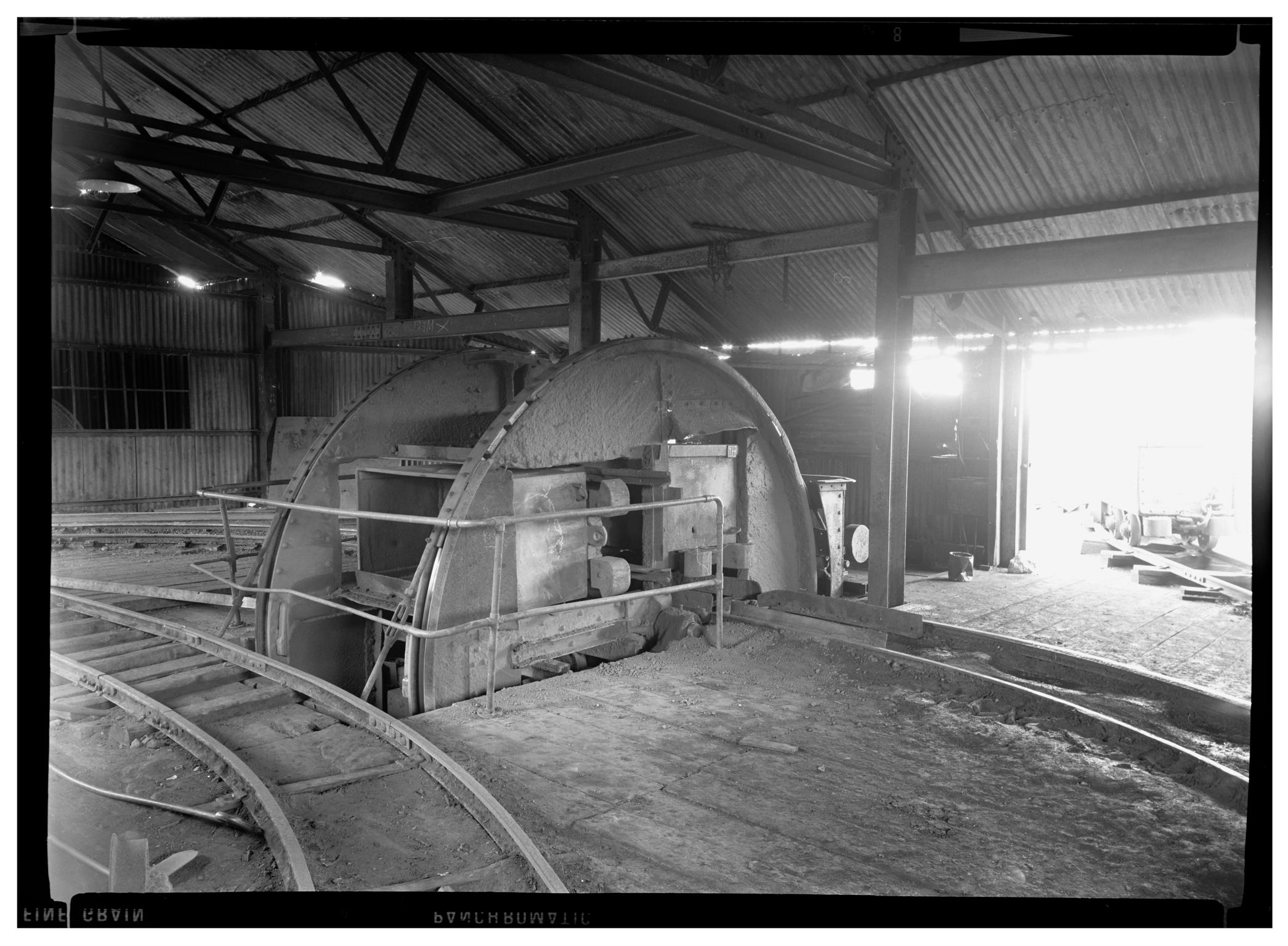 Llanharry iron ore mine, negative