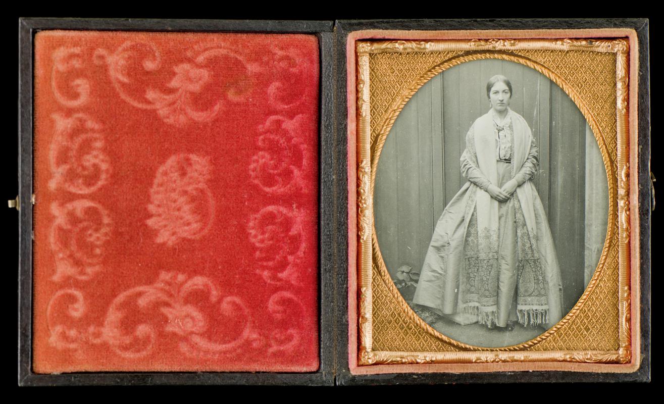 Case with portrait of a woman, c.1890s