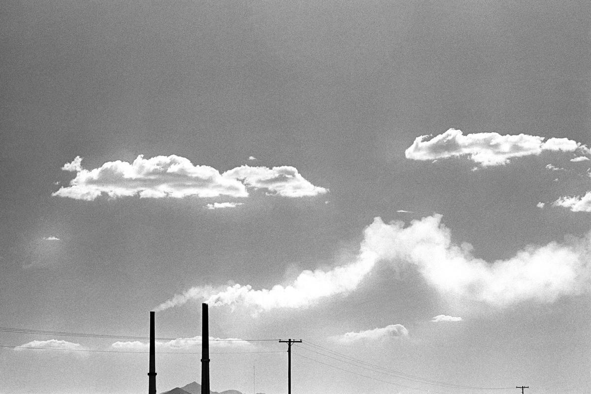 USA. ARIZONA. Douglas. Smoke and clouds. 1980.