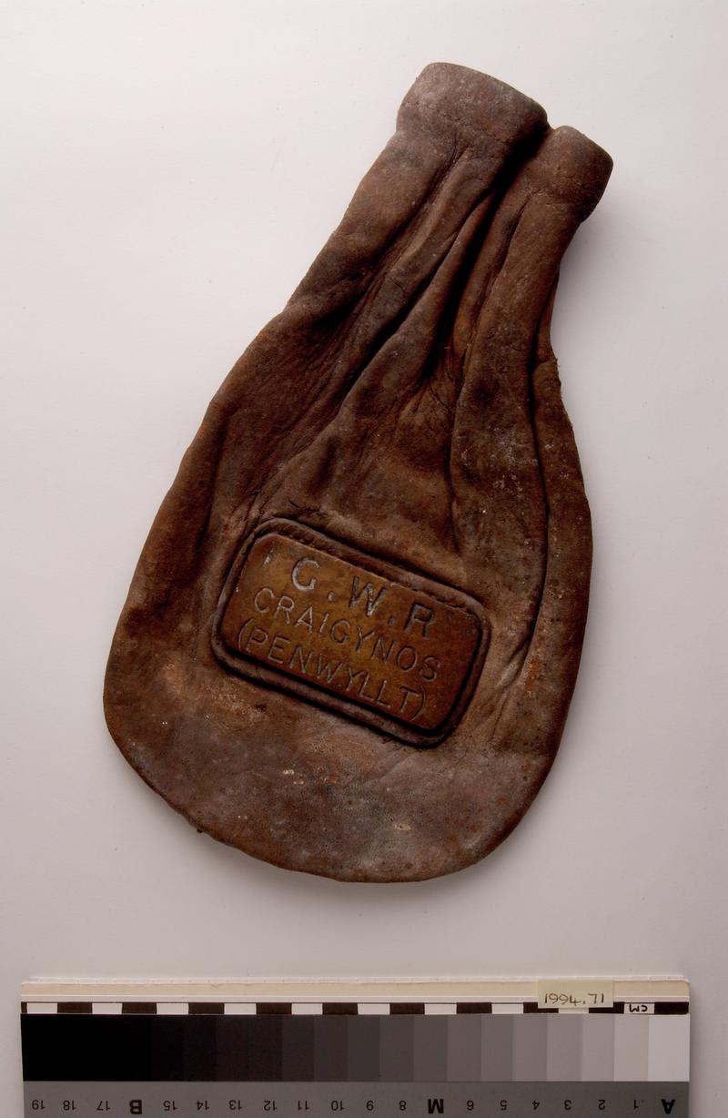 G.W.R. Craigynos (Penwyllt), money bag