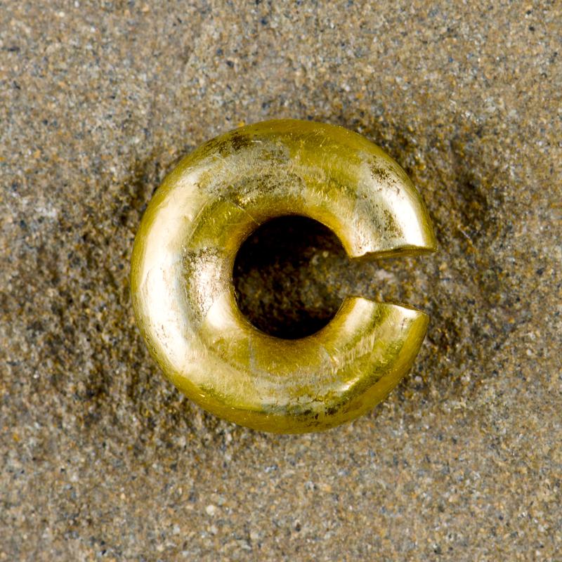 Late Bronze Age gold penannular ring