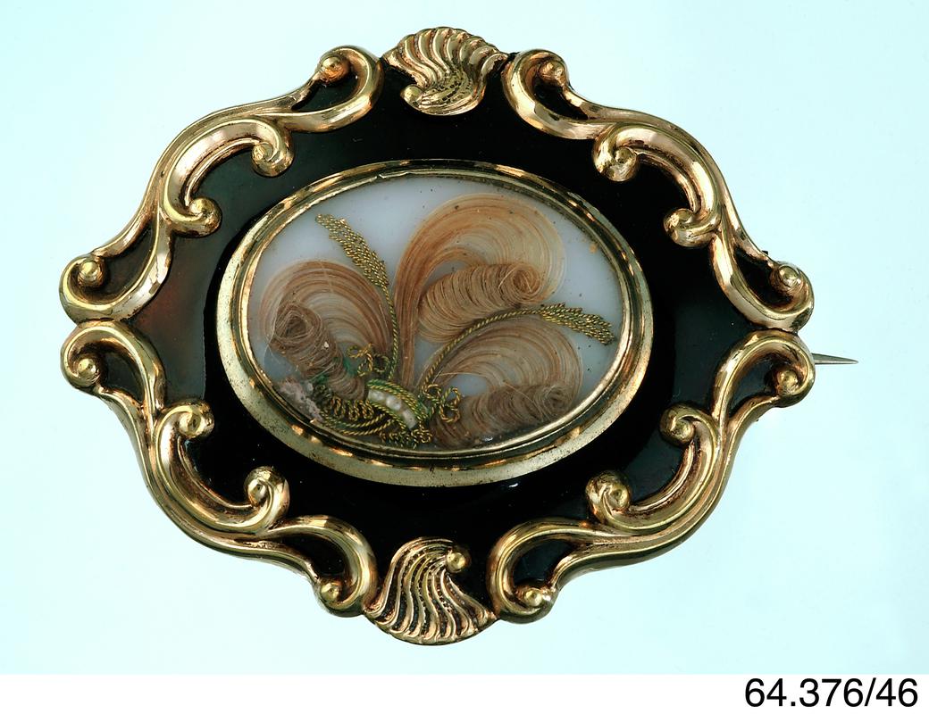 Mourning brooch