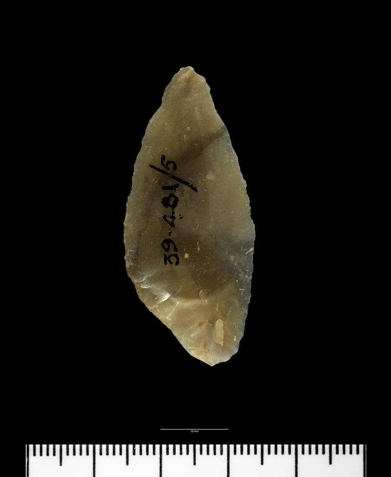 Early Bronze Age flint plano convex knife