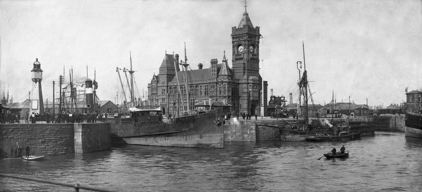 Pierhead, Cardiff, photograph