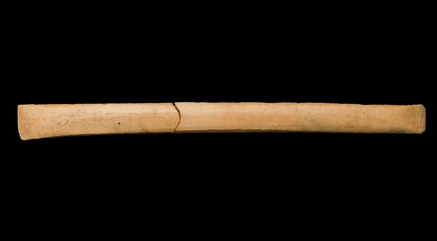 Roman bone grip lath