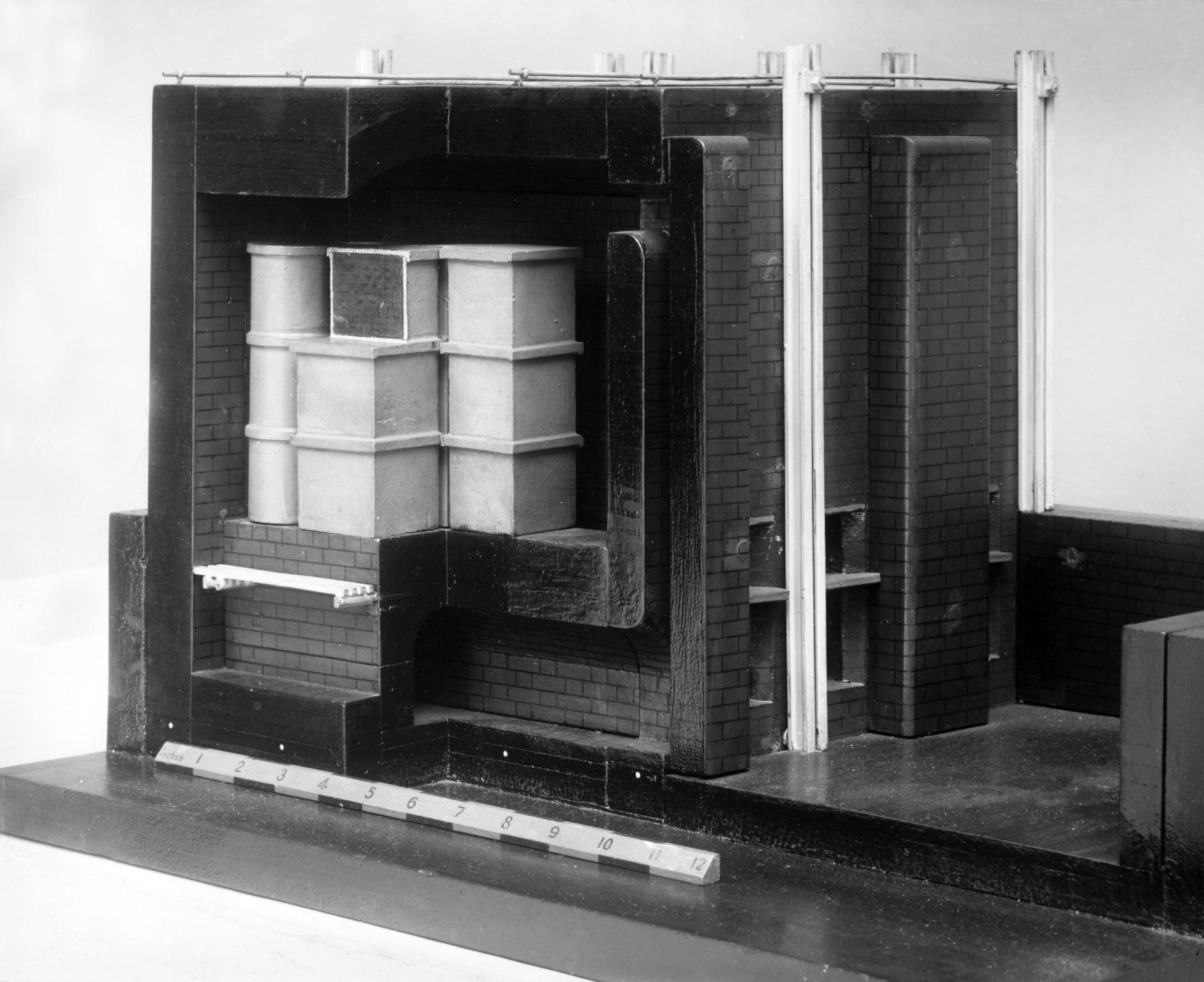 Sectional model of furnace for malleable iron castings