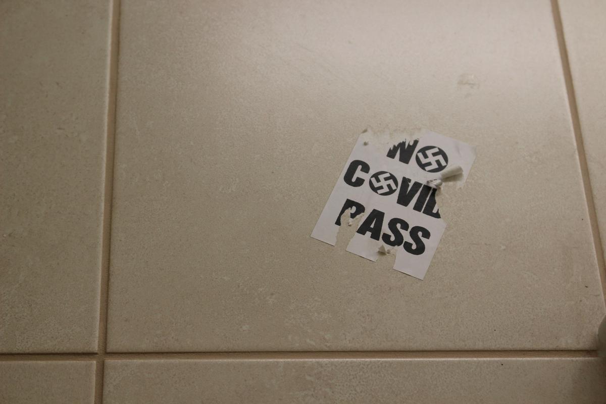 Sticker 'No Covid Pass'