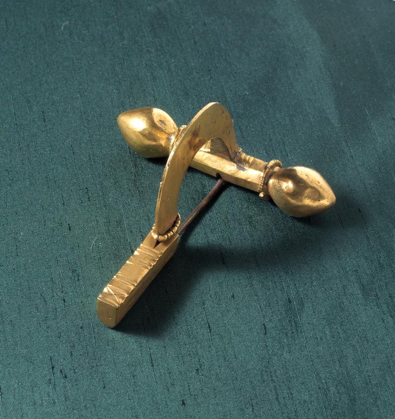 replica gold crossbow brooch