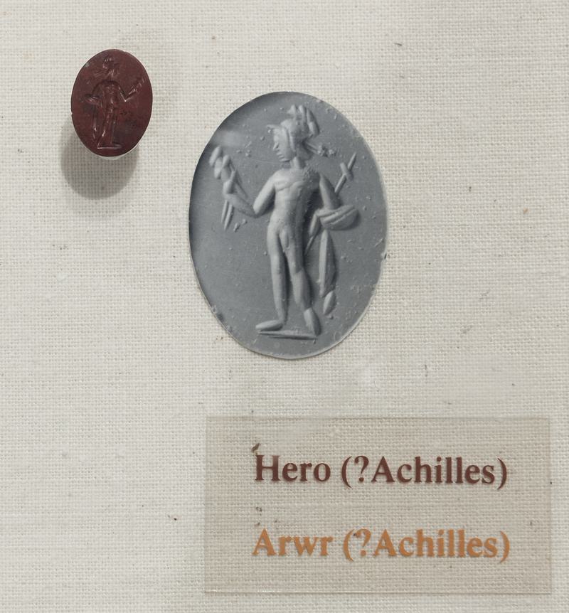 Roman intaglio (Hero)