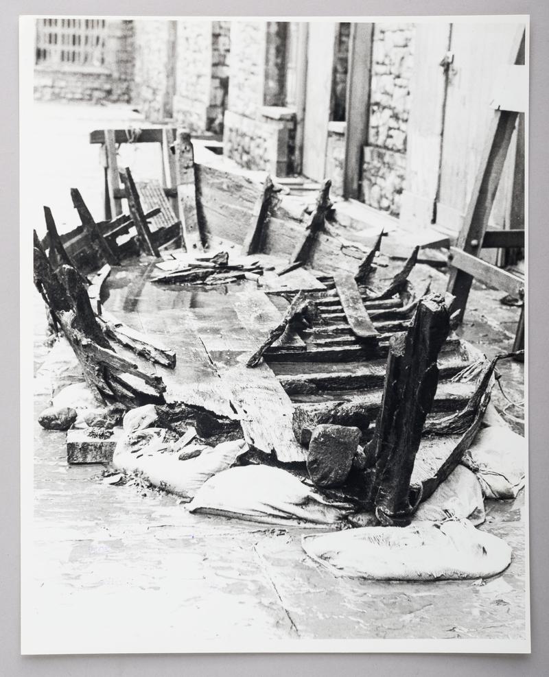 Llyn Padarn slate carrying boat, photograph