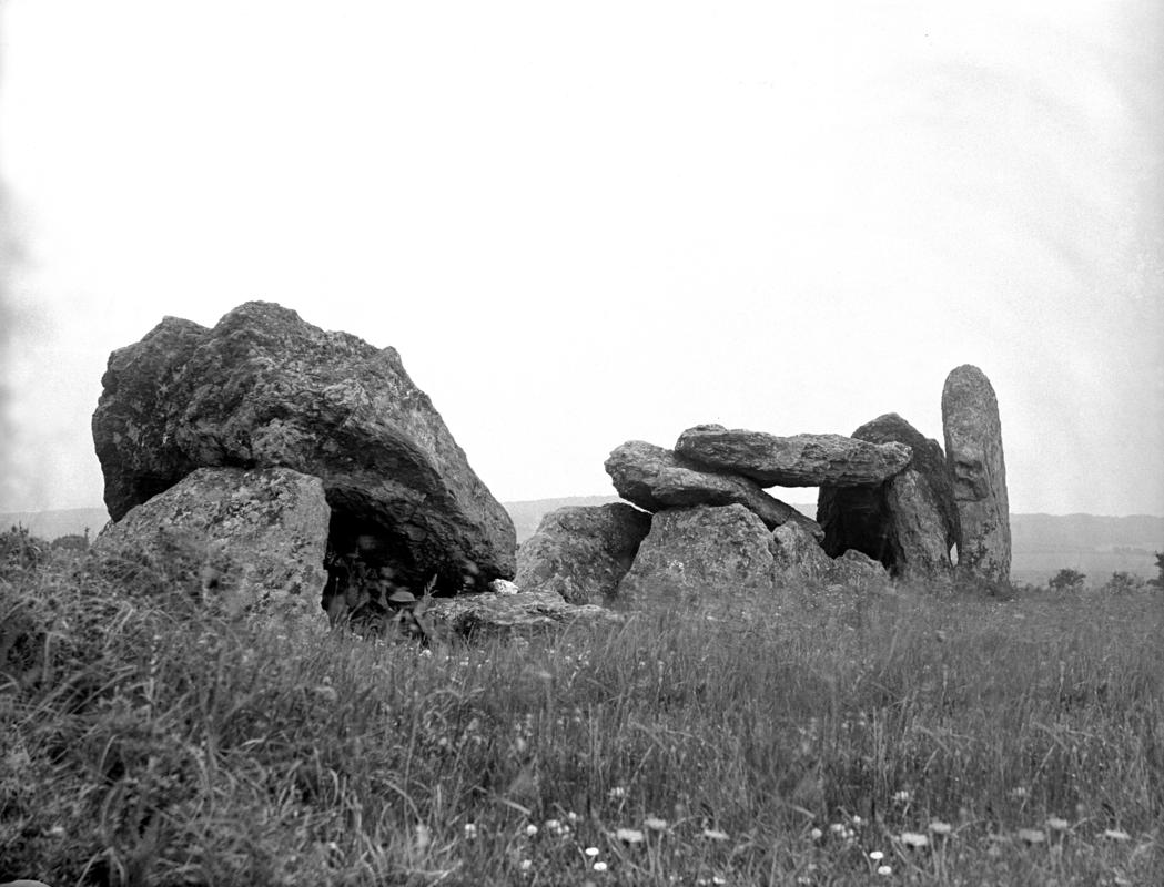 Glass plate negative; Trefignath chambered tomb