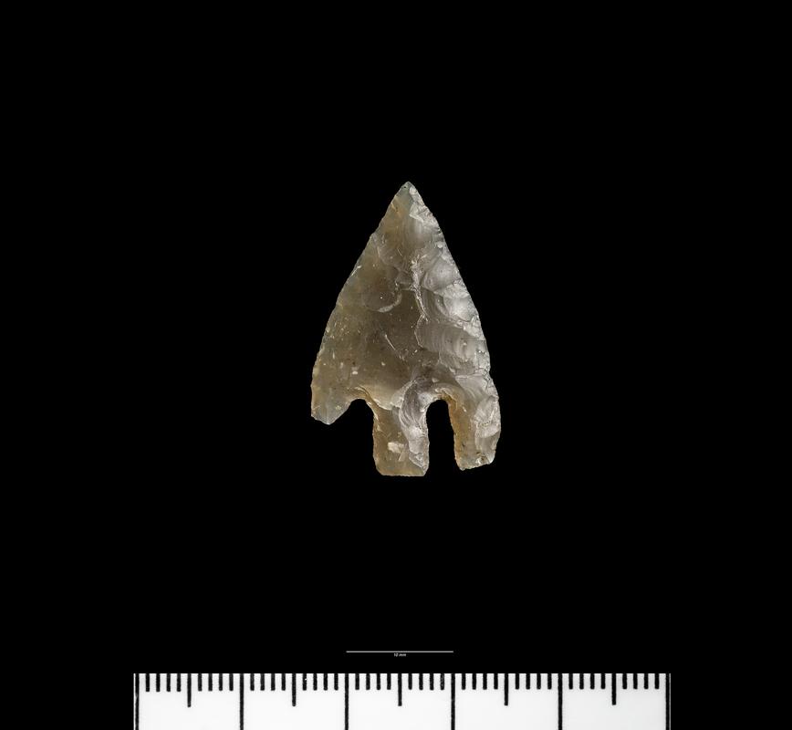 Early Bronze Age flint barbed and tanged arrowhead