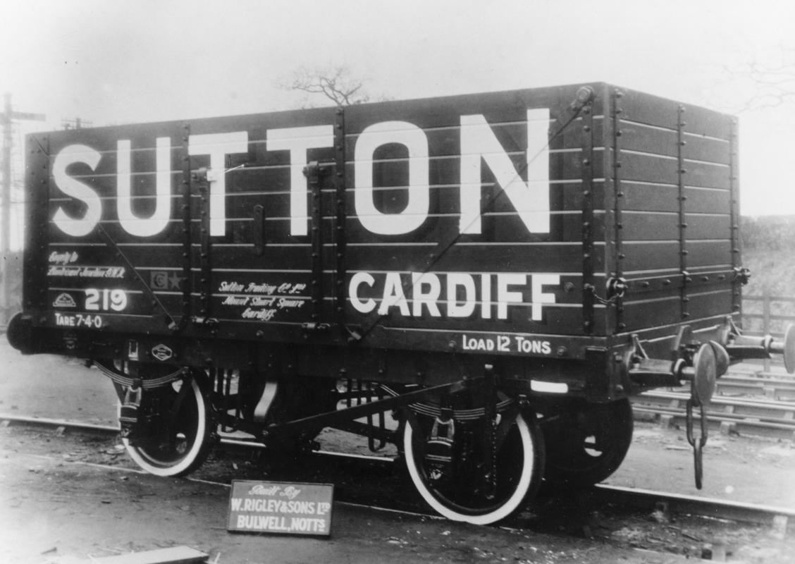 Coal wagon, photograph